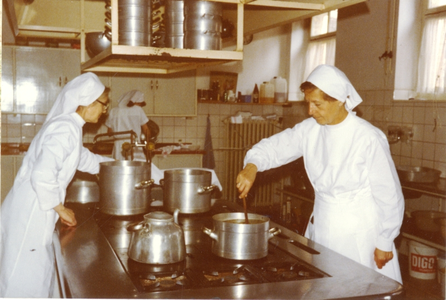 102170 De keuken van het klooster te Maastricht
