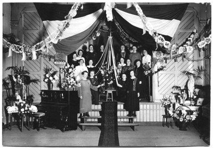 226038 Feestviering te Nijmegen