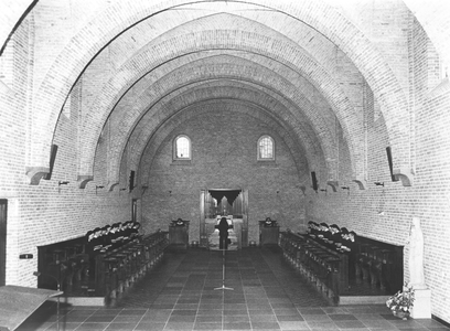 200066 Interieur kapel priorij Fons Vitae te Heesch