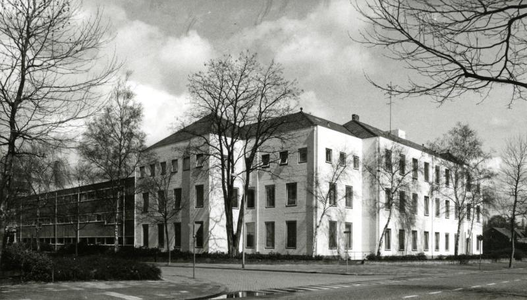 106033 Klooster Notre Dame, Sacré Coeur (tot 1981), Bredaseweg 291, Tilburg