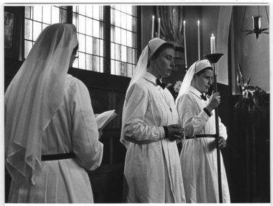 196203 Zusters Bernadette Spee en Martha Voeten