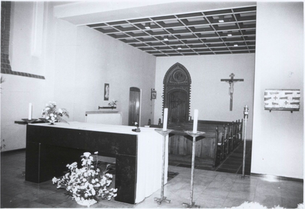 214109 Het koor van het klooster Mariadal te Venlo na de verbouwing in 1965. Het zitgedeelte in de kapel voor de ...