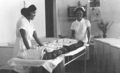 178265 Verlosafdeling in het Elisabeth ziekenhuis te Medan (Indonesië)