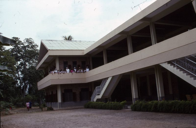 178333 Ingang van de verpleegstersschool Pasar VIII (Indonesië)
