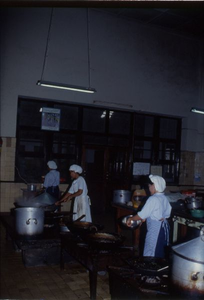 178345 De keuken van het ziekenhuis te Medan (Indonesië)