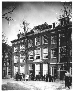 178417 Het eerste ziekenhuis te Leiden