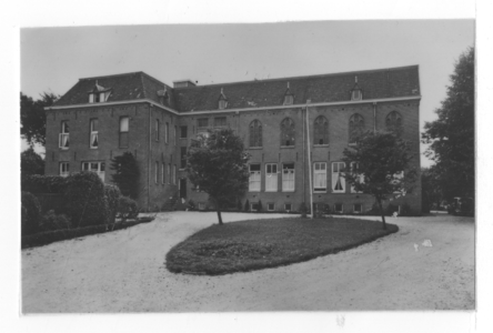 178480 Voorzijde huize St. Jeroen te Noordwijk.