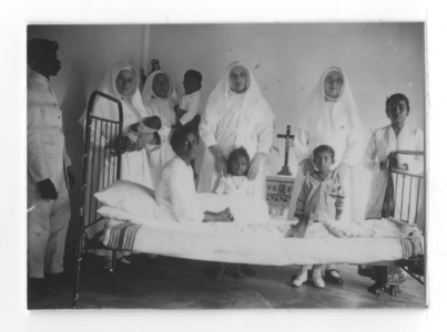 178498 Een verpleegkamer in een ziekenhuis (Nederlands Oost-Indië)