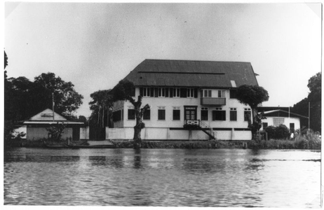 184074 Huize Angelina te Tamarin (Suriname)