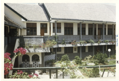 122269 Het moederhuis van de Indonesische Zusters van Sint Jozef aan de Jalan Hayam Wuruk te Medan, Indonesië
