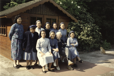 122288 Vorming van een Indonesische zusterkadergroep in het moederhuis te Amersfoort