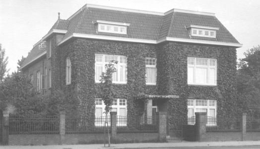 172142 Huize St. Catharina, Rijksstraatweg 367, Haarlem