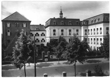 164140 Ziekenzaal van de Zusters van de Retraite met t.b.c. lijders te Heerlen