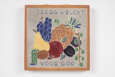 VW-Z002-001 Tegeltje met afbeelding van fruit en de tekst 'Draag vrucht voor God'