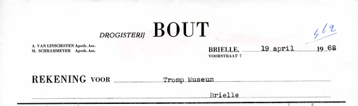 BR_BOUT_010 Brielle, Bout - Drogisterij Bout, (1968)