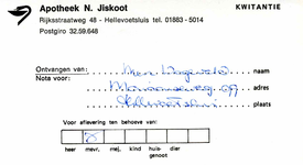 HE_JISKOOT_002 Hellevoetsluis, Jiskoot - Apotheek N. Jiskoot, (1975)
