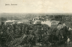 PB0429 Panorama van Brielle vanaf de toren van de St. Catharijnekerk, ca. 1906