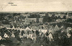 PB0430 Panorama van Brielle vanaf de toren van de St. Catharijnekerk, 1919