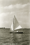 PB1241 Zeilboot op het Brielse Meer, ca. 1965
