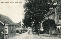 PB2919 Kijkje op de woningen ter hoogte van Den Hoek, ca. 1911