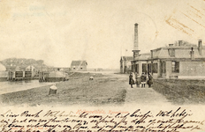 PB3056 Het belastingkantoor en de gasfabriek, links de sluizen, ca. 1902