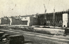 PB3291 De Haringvlietdam in aanbouw, ca. 1963