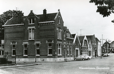 PB4022 Kijkje in de Dorpsstraat, 1967