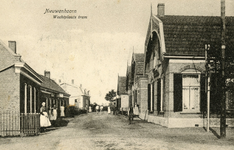 PB4054 Het tramstation van Nieuwenhoorn aan de Oostdijk, 1916