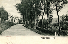 PB4157 Woningen langs de Rijksstraatweg, ca. 1905