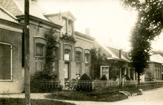 PB4167 Woningen langs de Rijksstraatweg, ca. 1916