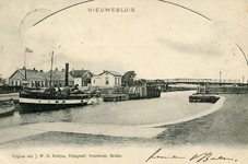 PB4221 Kijkje op de sluis van Nieuwesluis, ca. 1902