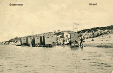 PB4888 Badkoetsjes op het strand van Oostvoorne, ca. 1910