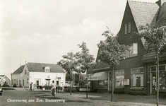 PB5734 Kijkje in de Stationsweg, 1958