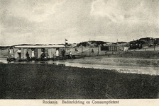 PB7139 De eerste badinrichting Hygea. Het tonnenvlot van de gebroeders J. en K. Kraaijenbrink in 1924., ca. 1924