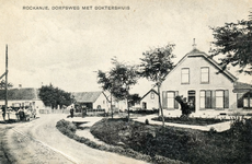 PB7626 Dorpsweg met Doktershuis, ca. 1912