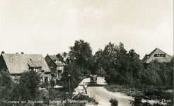 PB7682 Kijkje op de woningen langs de Swinsedreef, ca. 1950