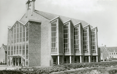 PB8829 De gereformeerde Ontmoetingskerk van Spijkenisse, 1962