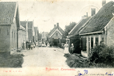 PB10015 Kijkje in de Dorpsstraat, ca. 1904