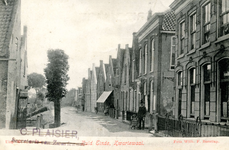PB10026 Kijkje op het Zuideinde: de Dorpsstraat en de Henri Fordstraat, ca. 1930