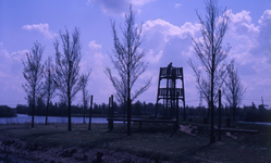 DIA00031 Houten uitkijktoren bij Plaszicht; ca. 1985