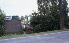 DIA00100 Links het terrein van Hamburg Verhuur; ca. 1993