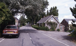 DIA00102 Woningen langs de Gemeenlandsedijk; ca. 1993