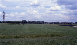 DIA00187 Het dorp Abbenbroek gezien vanaf de Oudelandsedijk; ca. 1993