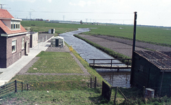 DIA00260 Het gebied rond de Bernisse voor de ontwikkeling tot recreatiegebied. 's Landswatering, gezien vanaf de ...