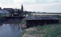 DIA00274 Het gebied rond de Bernisse voor de ontwikkeling tot recreatiegebied. De Bernisse bij het Abbenbroeks Verlaat; ...