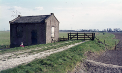 DIA00281 Het gebied rond de Bernisse voor de ontwikkeling tot recreatiegebied. Voormalig gemaal langs de Groene ...