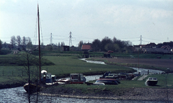 DIA00291 Het gebied rond de Bernisse voor de ontwikkeling tot recreatiegebied. De Bernisse mondt uit in het ...