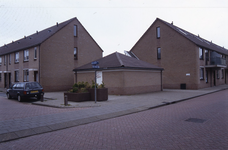 DIA02562 Woningen op de hoek van de Lamoen en Akker; ca. 1991
