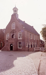 DIA15003 Het stadhuis van Geervliet; 30 april 1976