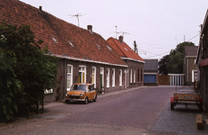 DIA15167 Woningen langs de Visserszijde; ca. 1976